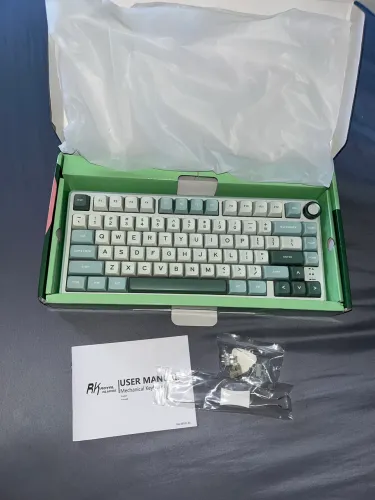 Teclado Mecânico Royal Kludge R75
