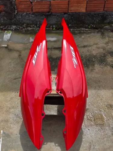 Vendo carenagens laterais da Biz Ex ano 2022/23 originail Honda
