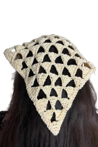 PRONTA ENTREGA Bandana Creme em Crochê Acessórios Cabeça Top Bege Nude