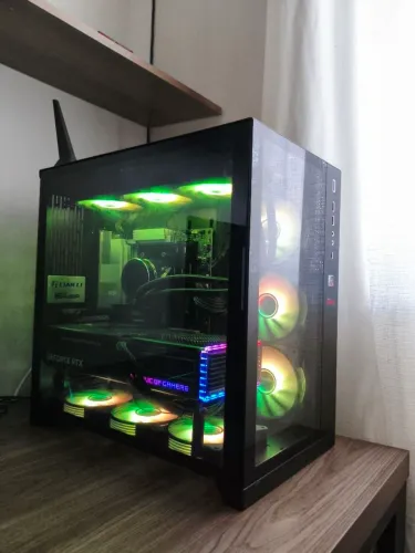 PC RTx 4090, Ryzen 7 7800x 3D, 64 Ram,  1Tb 