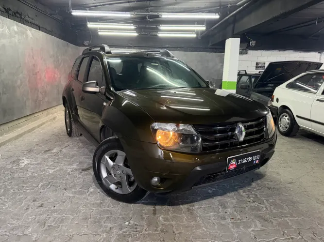 Renault Duster Dynamique 2.0 Hi-flex 16V Aut. 2015