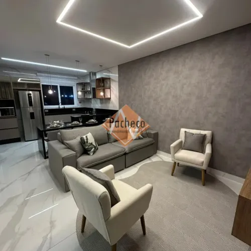 Triplex decorado em Condomínio Fechado na Guilhermina, Praia Grande, 02 suítes, 01 vaga, 8
