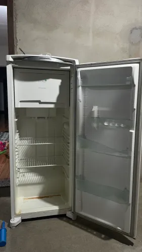 Geladeira Cônsul