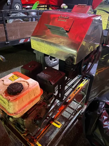 Máquina de caldo de cana engenho ,motor a gasolina
