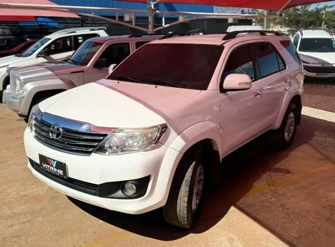 Toyota Hilux SW4 SR 4X2 2.7/ 2.7 Flex 16V Aut. 2015