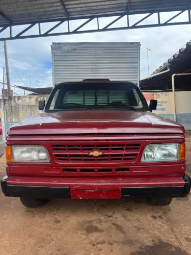 Chevrolet D20 Custom L