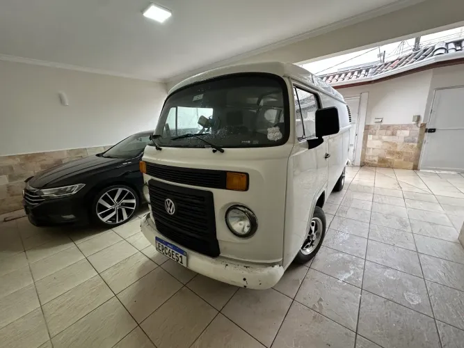 Volkswagen Kombi Furgão 1.4 MI Total Flex 8V 2012