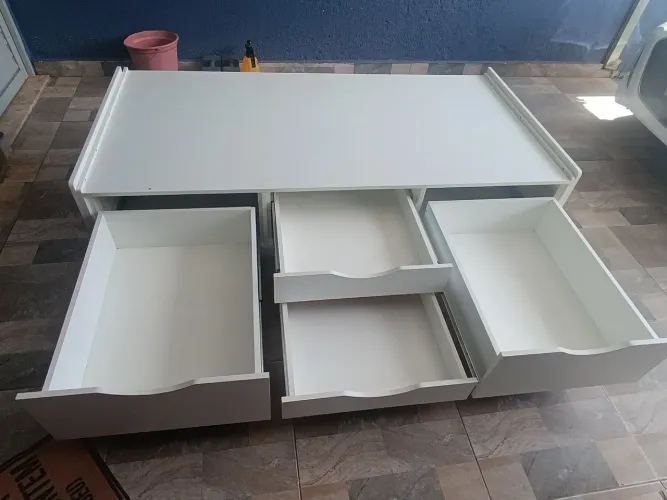 Cama box com gavetas 