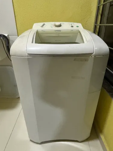 Máquina de Lavar Electrolux 9kg (LEIA A DESCRIÇÃO - Para Conserto)