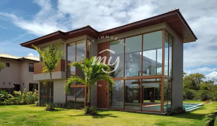 Praia do Forte | Casa em Condomínio Alto Padrão | 375m² | 5 Suites | 7 Vagas