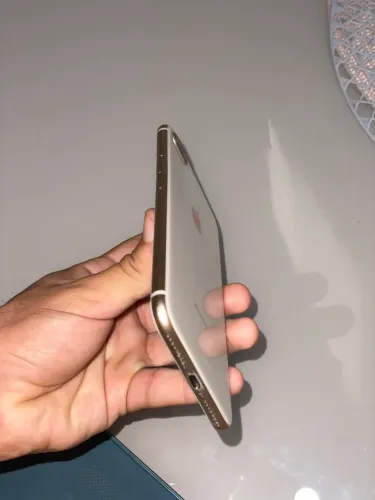 iPhone 8 Plus 