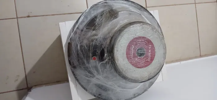 Vende-se cara preta 307