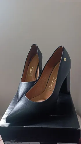 Sapato de salto preto