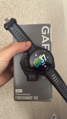 Garmin forerunning 165 preto