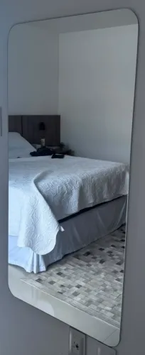 Espelho retangular