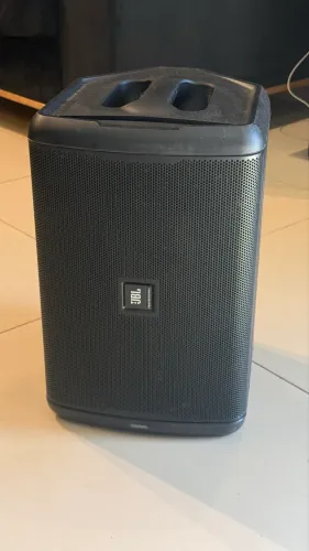 Caixa De Som Jbl Eon One Compact Cor Preto 110v/220v