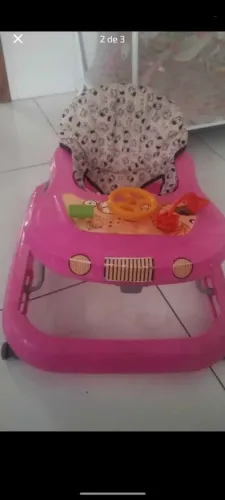 Andador de bebê 