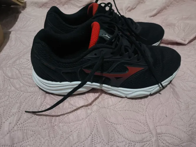 Tênis masculino Mizuno Jet 6