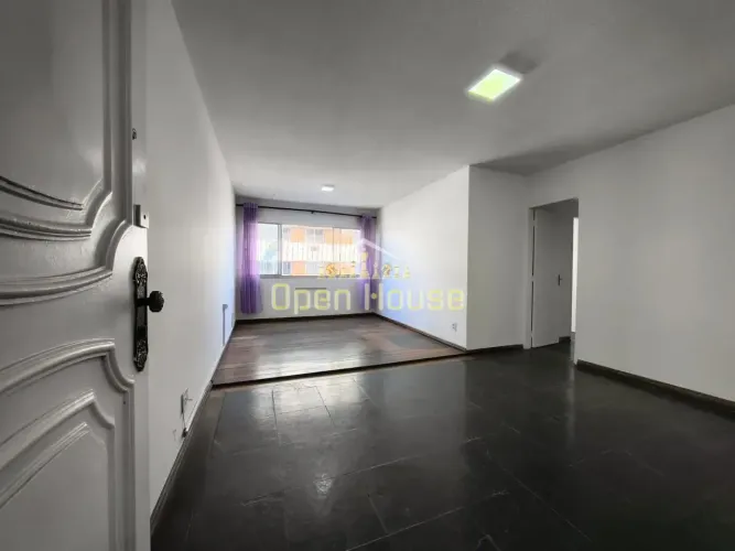 Apartamento para locação no Condomínio Chateau de Toulon com 3 Quartos, São Geraldo, Volta