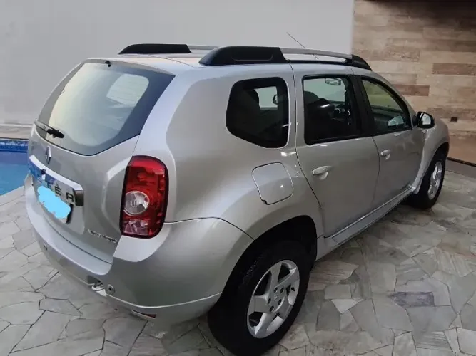 Renault Duster Dynamique 2.0 Hi-flex 16V Aut. 2015