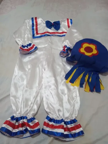 Vende roupa de carnaval