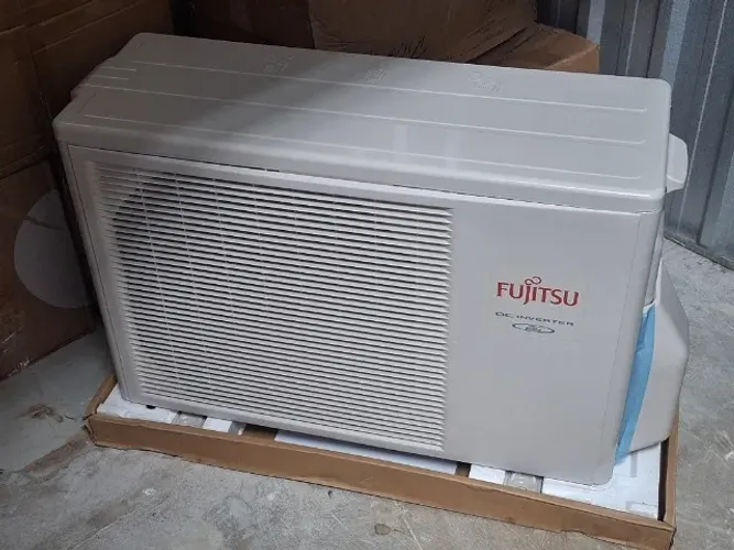 Ar condicionado FUJITSU inverter 18000 BTU