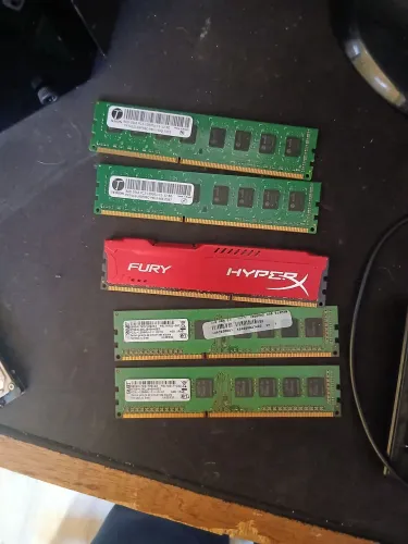 4 memoria ddr3 3x8gb 2x4gb (*1 memoria hyperx fury valor separado*)