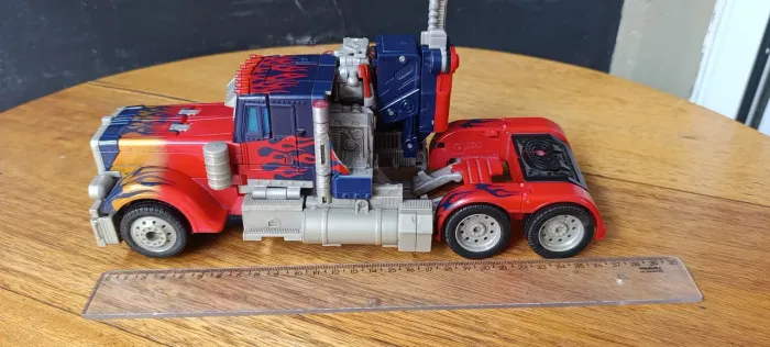Optimus Prime Leader Class Versão Premium Transformers O Filme 2007. Raro para restaurar. 