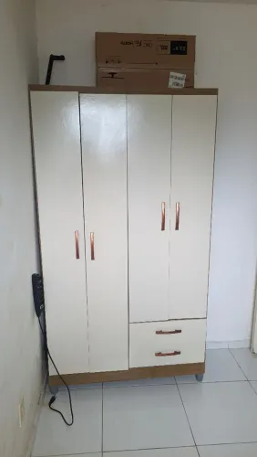Guarda Roupa de Solteiro