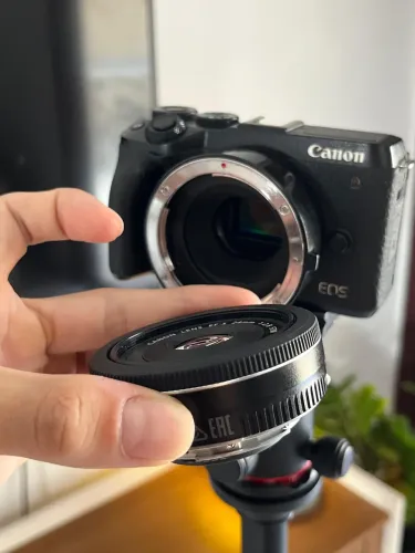 Canon M6 Mark II - Mirrorless adaptação para full frame.