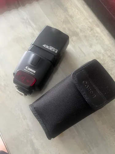 Flash Speedlite Canon 430 - Ex II Novo Impecável Preto 