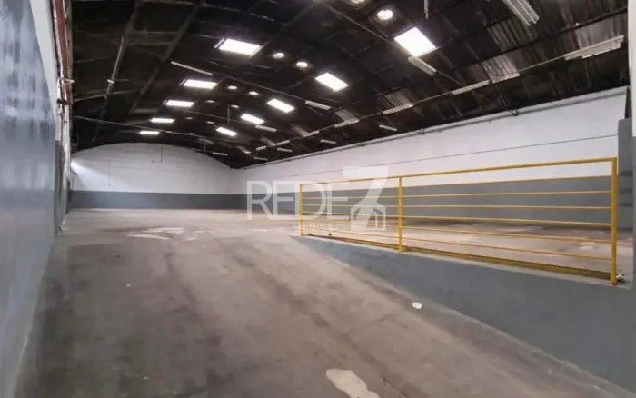 Galpão Industrial 1000m2 - Fazenda Santa Cândida