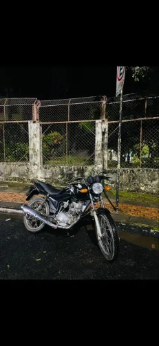 Fan 125 valor 4000 pego até 3500 ela tá com 3700