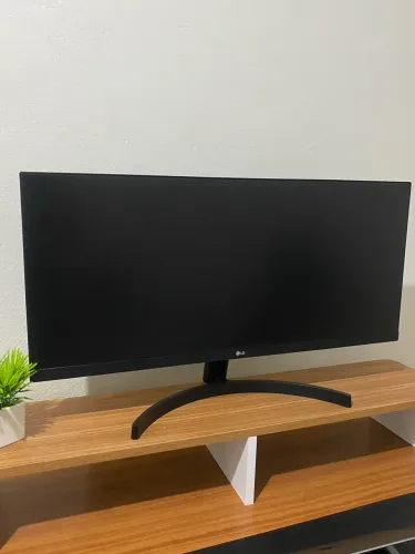 Monitor LG UltraWide 29