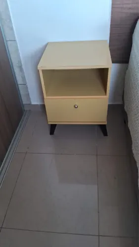 Mesa de cabeceira