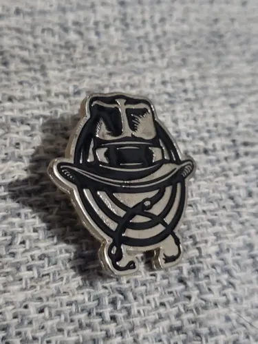 pin indiana jones e o grande círculo ccxp broche - oficial