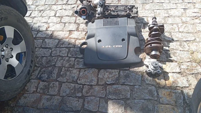 Peças do motor 3.0 v6 diesel Cherokee.