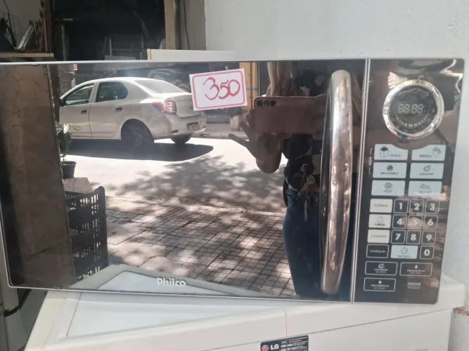 MICROONDAS PHILCO ESPELHADO INOX