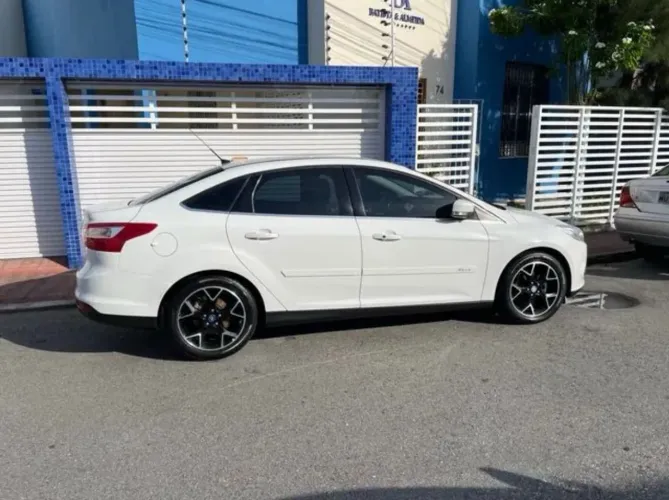 Ford Focus Sed. Ti./ti.plus 2.0 16V Flex AUT 2015