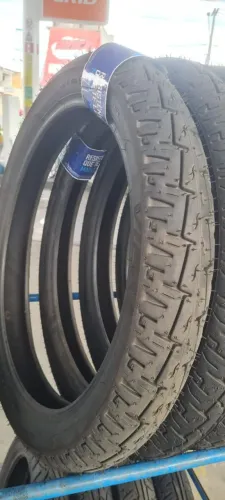 Vendo Pneus novos, (VIPAL,CANELLO, SPEED MAX). Bateria de moto e bateria de carro.