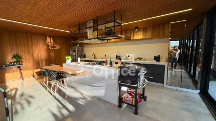 Sobrado com 3 dormitórios à venda, 280 m² por R$ 3.200.000,00 - Condomínio Alphaville Anáp