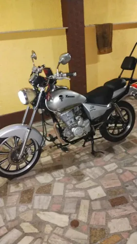 Vendo Kansas muito conservada!!!