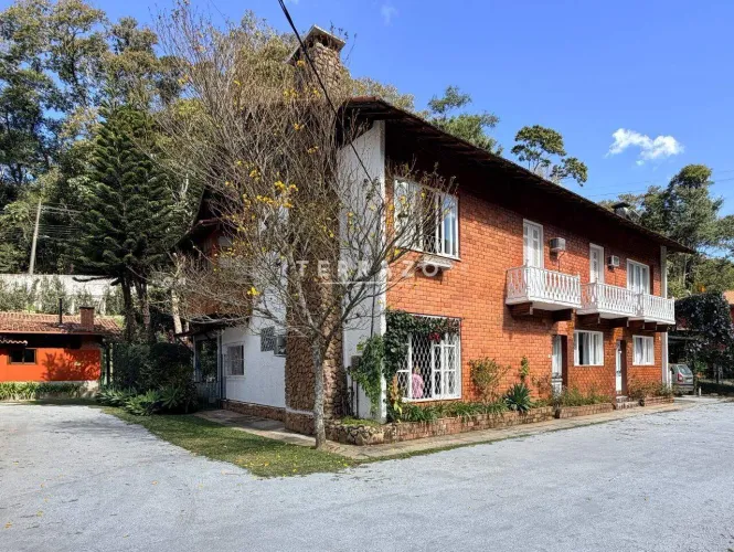 Casa em Condomínio para aluguel, 3 quartos, 1 vaga, Posse - Teresópolis/RJ