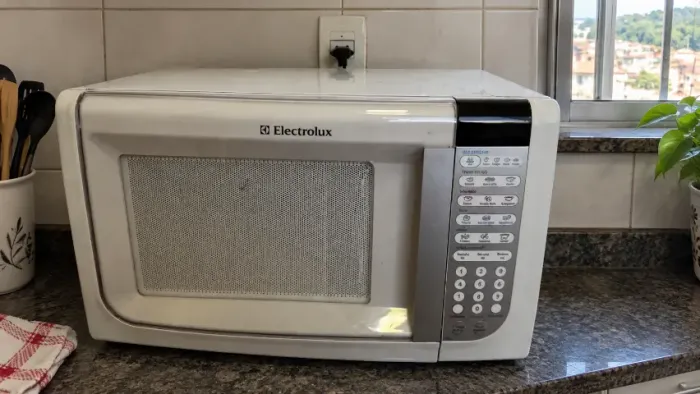 Micro-ondas Electrolux 31 Litros 1000w Mef41 Branco (pague ao receber)