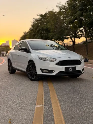 Ford Focus Fastback Se/se Plus 2.0 Flex Aut. 2016