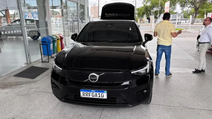 Volvo C40 Twin Ultimate (elétrico) 2024