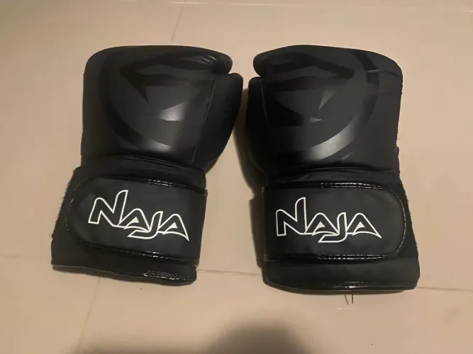 Luvas boxe/muay thai Naja Black