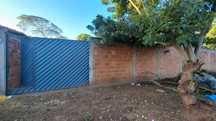 Vendo terreno de esquina