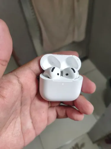 Airpods 4