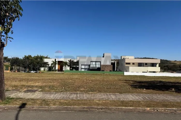 OPORTUNIDADE NO ALPHAVILLE 1 | 555m² | ESTUDO TOPOGRÁFICO E PROJETO | R$ 236 MIL ACEITA FI
